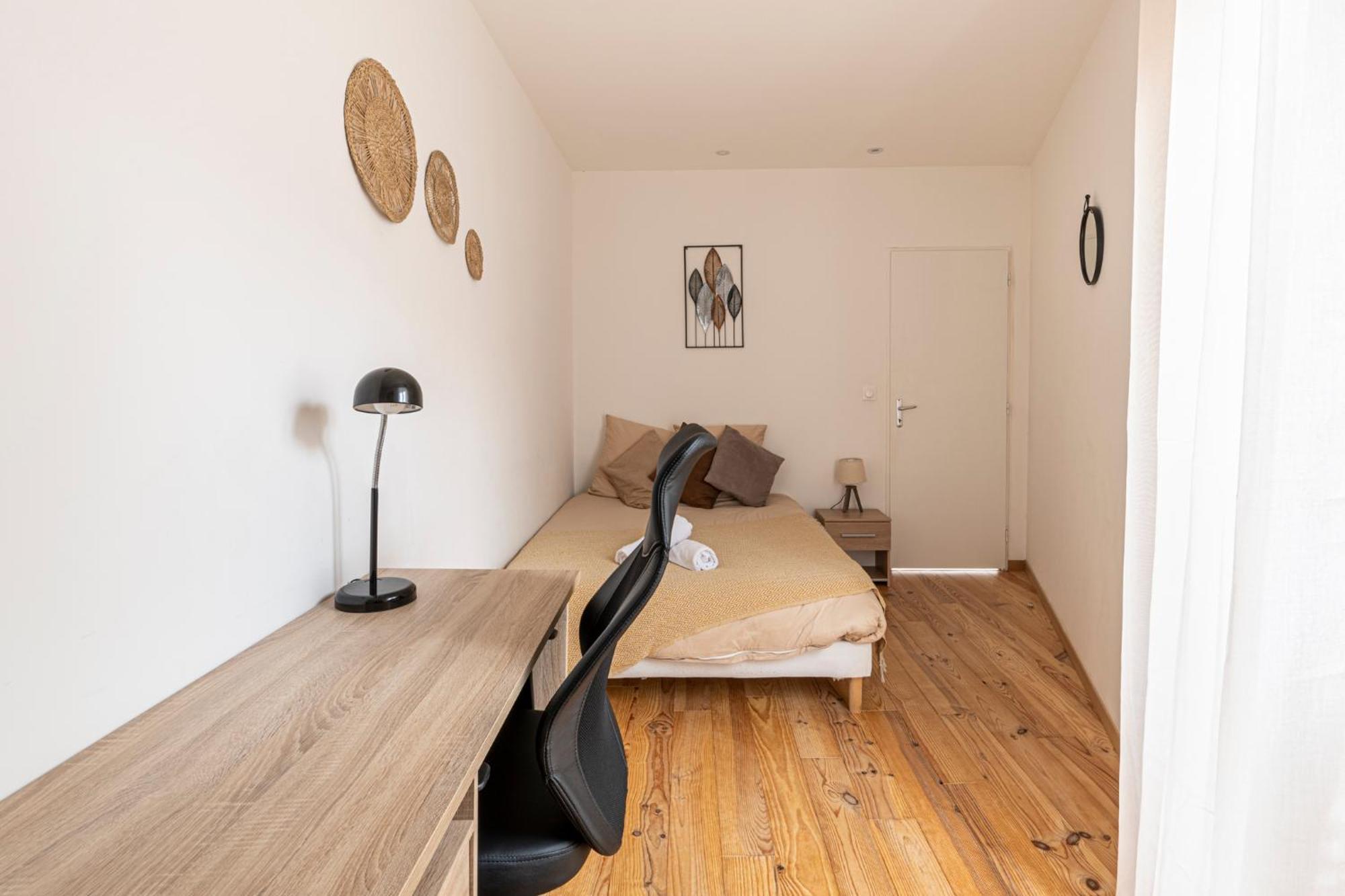 Le Douillet Bearnais Apartment Pau Luaran gambar